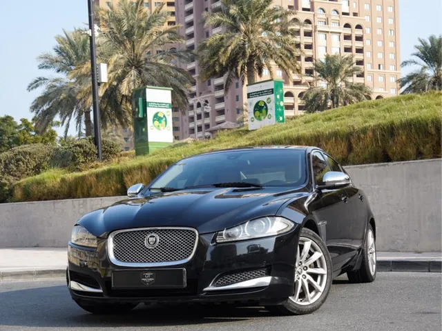 صورة 2013 جاكوار XF