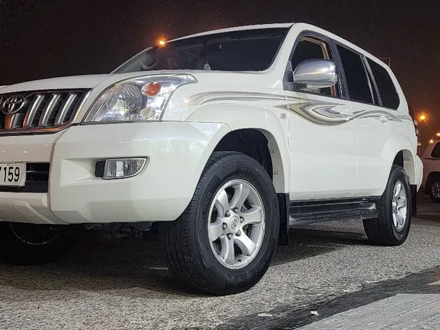 صورة 2009 تويوتا لاند كروزر برادو VX