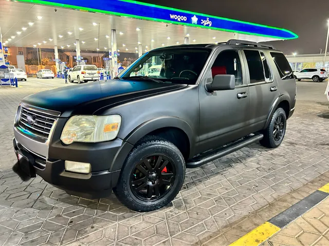 Photo of 2009 Ford Explorer XLT