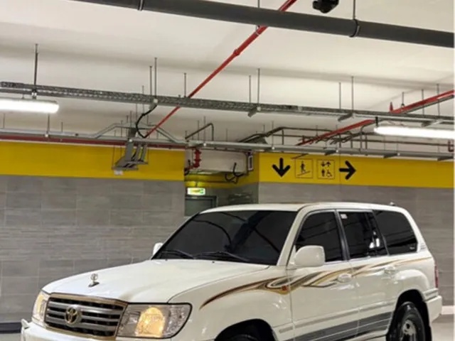 Photo of 2007 Toyota Land Cruiser VXR Limited