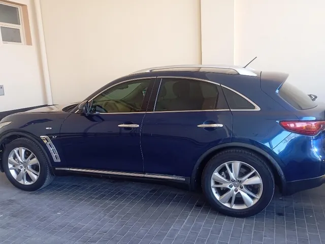 Photo of 2014 Infiniti QX70