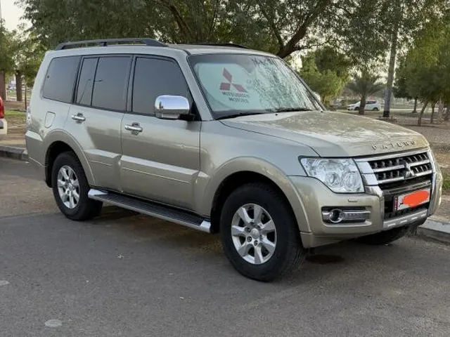 صورة 2016 ميتسوبيشي باجيرو GLS