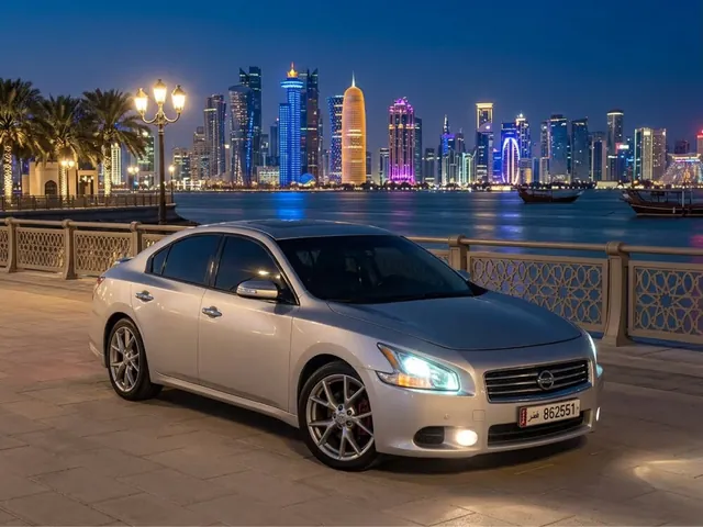 Photo of 2010 Nissan Maxima SR