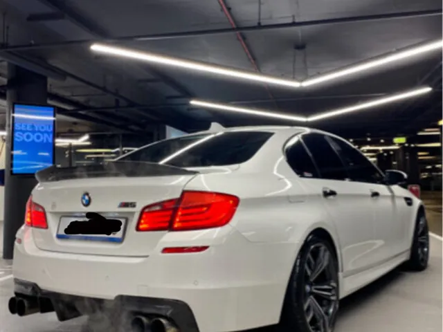 Photo of 2013 BMW 5-Series M5