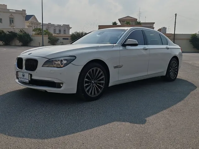Photo of 2009 BMW 7-Series 740i