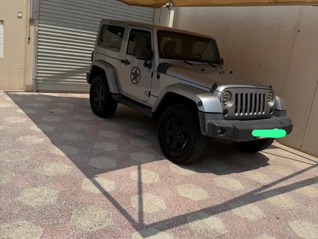 Photo of 2013 Jeep Wrangler Sahara