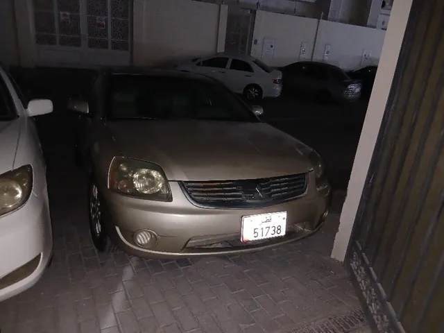 صورة 2007 ميتسوبيشي جالانت
