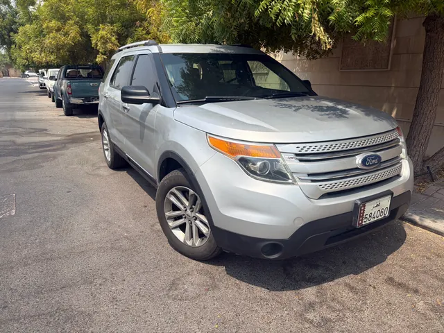 Photo of 2014 Ford Explorer XLT