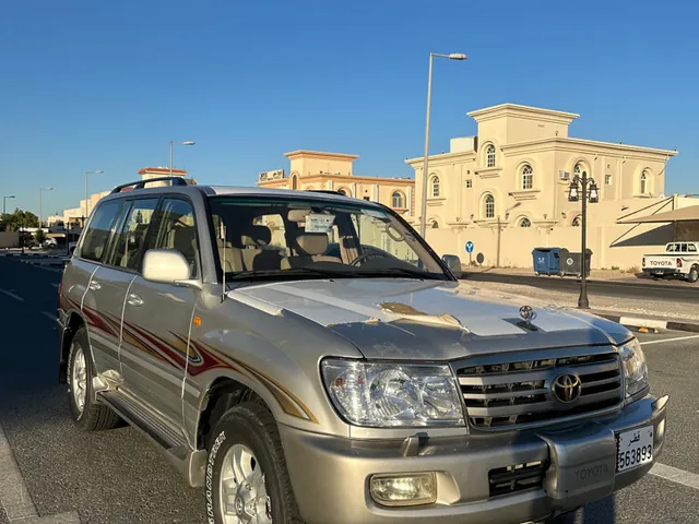 Photo of 2006 Toyota Land Cruiser GXR