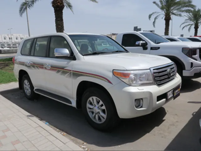 Photo of 2012 Toyota Land Cruiser GXR