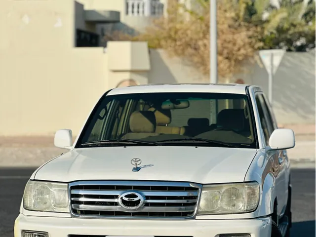 صورة 2007 تويوتا لاند كروزر GX
