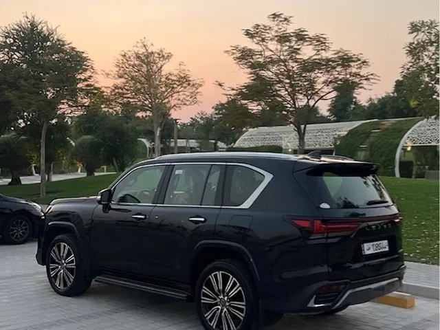 Photo of 2025 Lexus LX 600