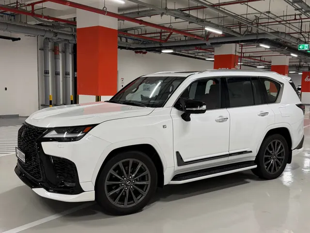 Photo of 2022 Lexus LX 600