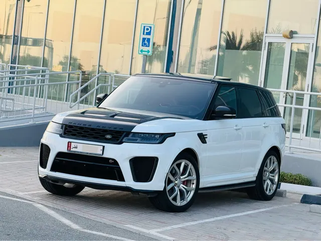 Photo of 2019 Range Rover Sport SVR