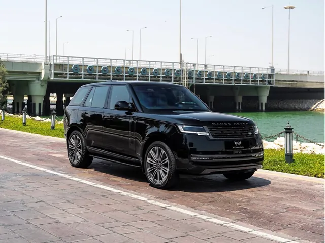 Photo of 2023 Range Rover Range Rover Vogue HSE