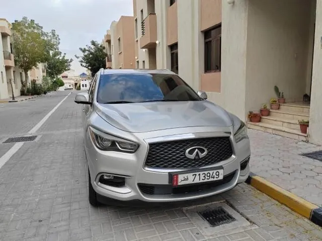 صورة 2016 إنفينيتي QX60