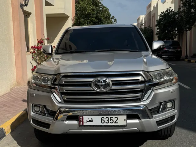 Photo of 2017 Toyota Land Cruiser GXR