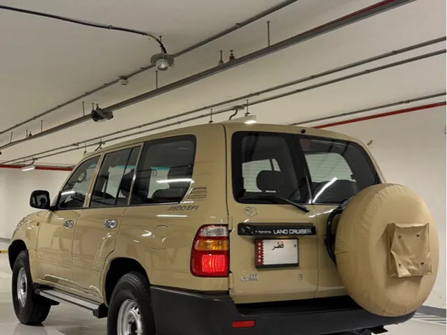 Photo of 2000 Toyota Land Cruiser G