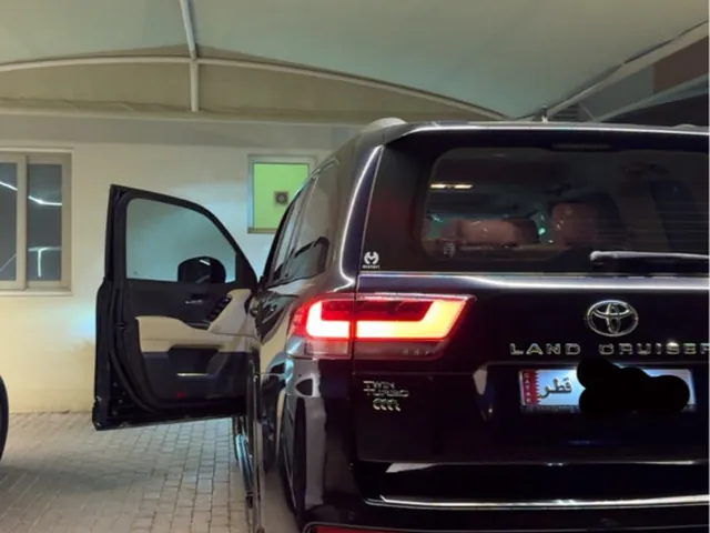Photo of 2024 Toyota Land Cruiser GXR
