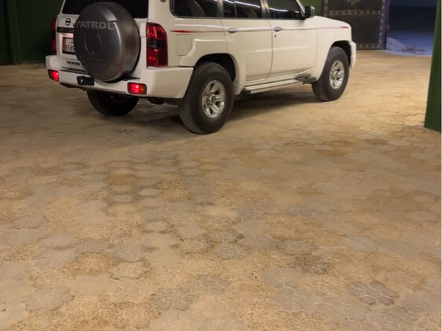 Photo of 2012 Nissan Patrol Safari