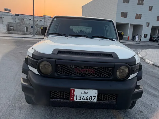 صورة 2008 تويوتا اف جي كروزر TRD