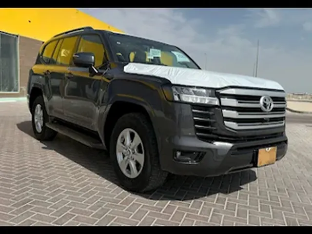 Photo of 2025 Toyota Land Cruiser GXR