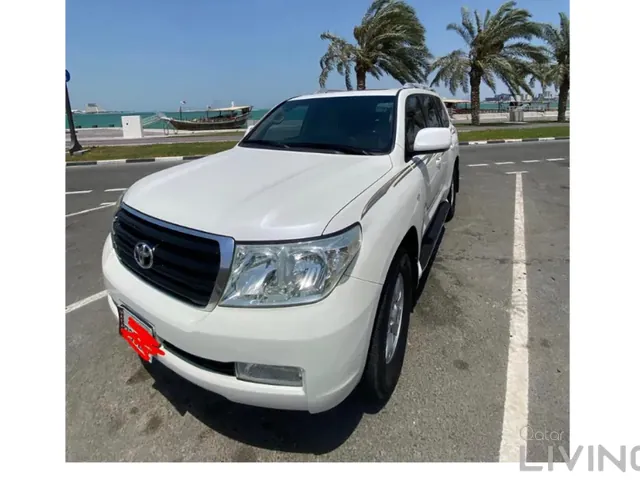 Photo of 2011 Toyota Land Cruiser GX