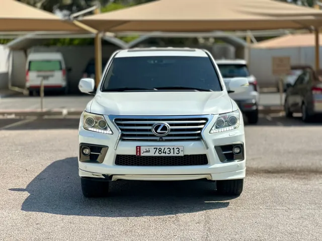 صورة 2012 لكزس LX 570 S