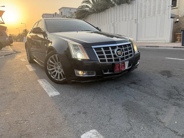 صورة 2013 كاديلاك CTS سبورت سوبرتشارج