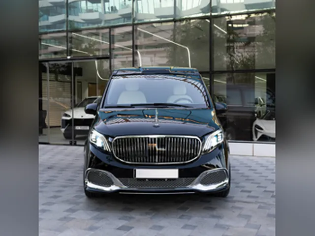 Photo of 2025 Mercedes-Benz V