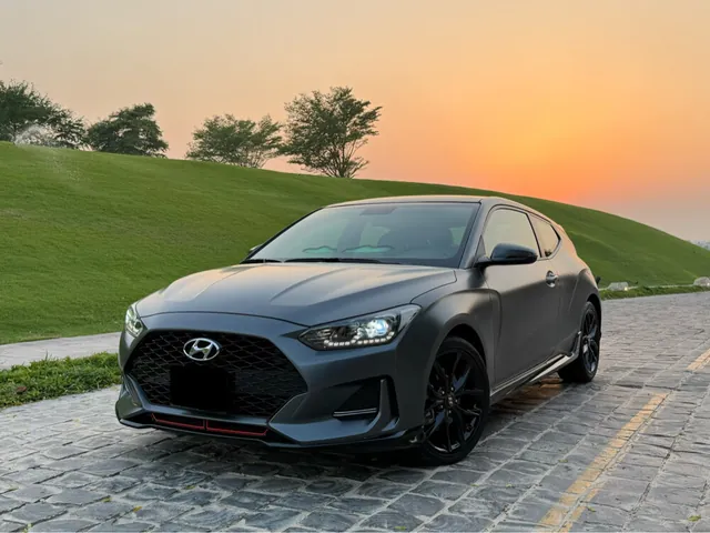 Photo of 2020 Hyundai Veloster Turbo