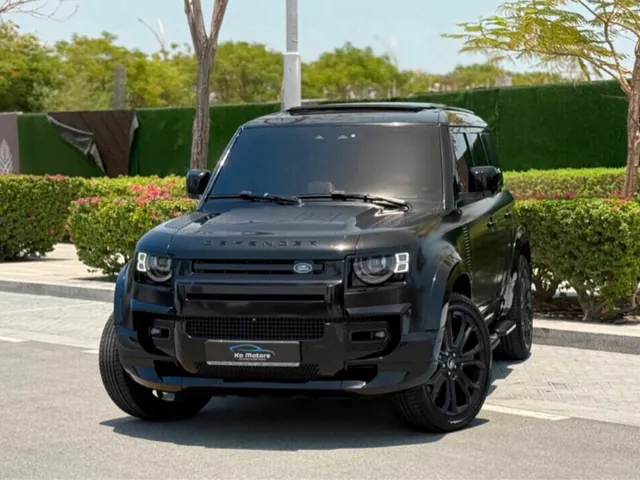 Photo of 2020 Land Rover Defender 110 HSE