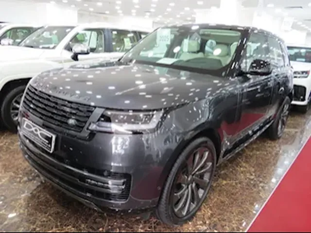 Photo of 2025 Range Rover Range Rover Vogue Autobiography