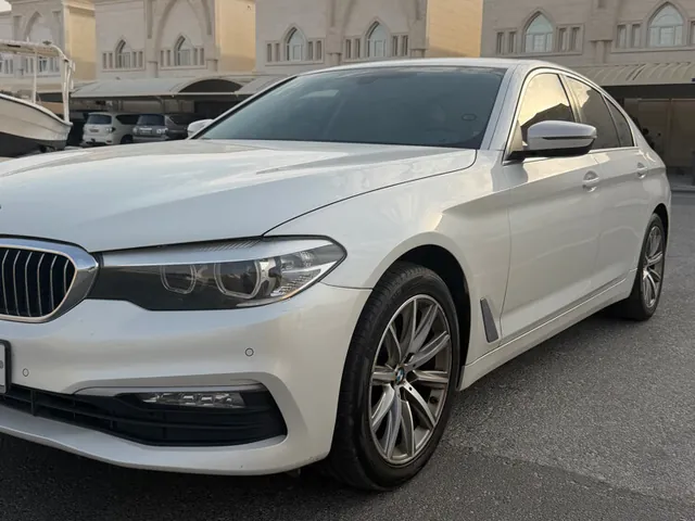 Photo of 2018 BMW 5-Series 520i