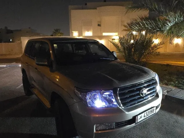 Photo of 2010 Toyota Land Cruiser GX