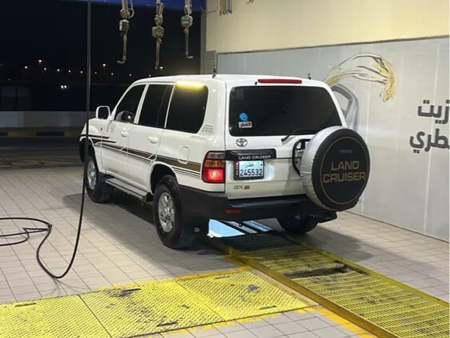 Photo of 2002 Toyota Land Cruiser GX