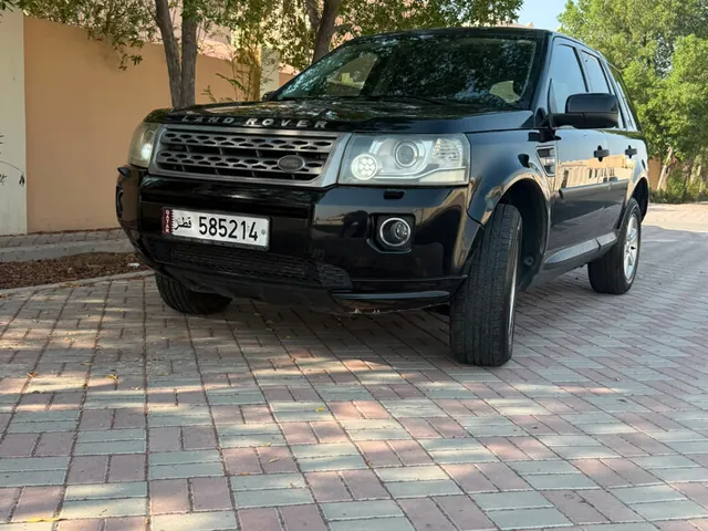 صورة 2013 لاند روفر LR2 SE