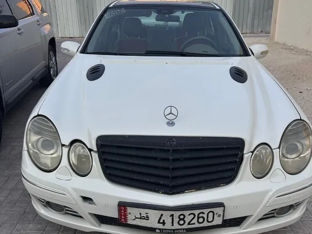 صورة 2005 مرسيدس-بنز E 240