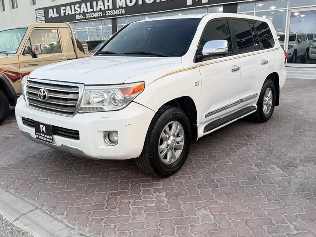 Photo of 2012 Toyota Land Cruiser VXR