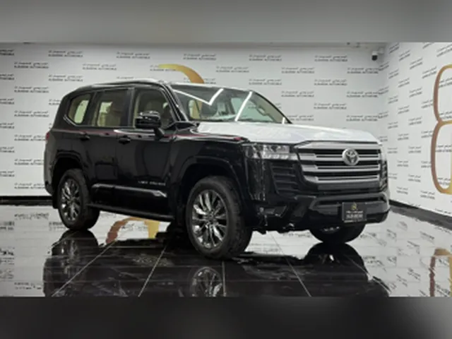Photo of 2026 Toyota Land Cruiser GXR
