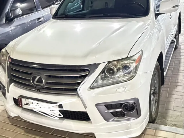 صورة 2013 لكزس LX 570 S