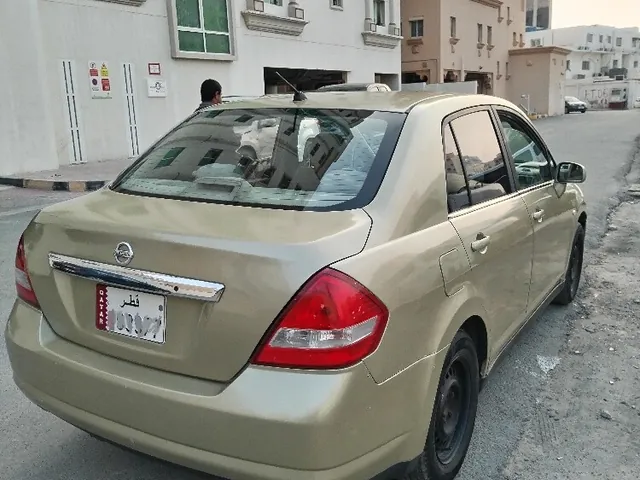 Photo of 2008 Nissan Tiida