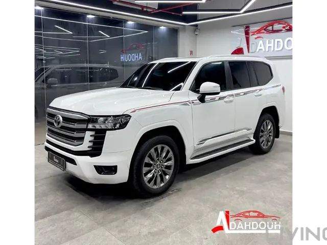 Photo of 2026 Toyota Land Cruiser GXR
