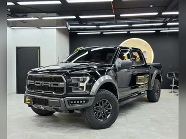 صورة 2018 فورد F-150 رابتور