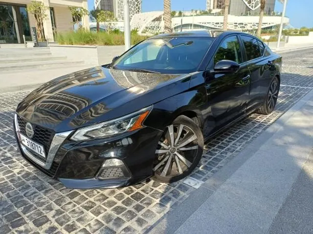 Photo of 2021 Nissan Altima SR