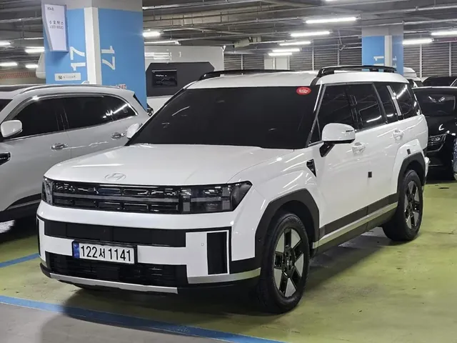 Photo of 2025 Hyundai Santa Fe