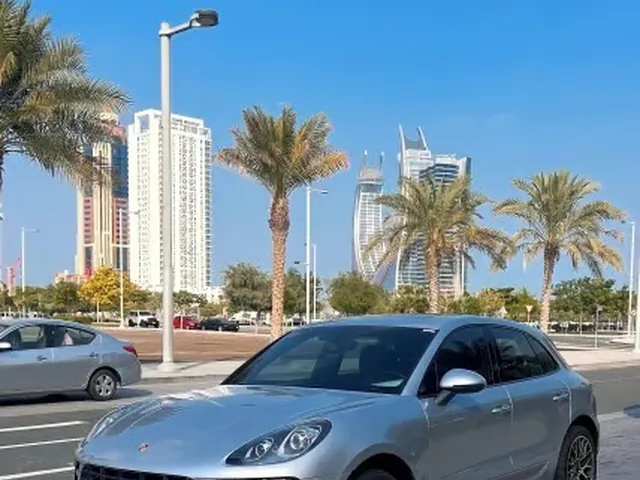 صورة 2015 بورش ماكان S