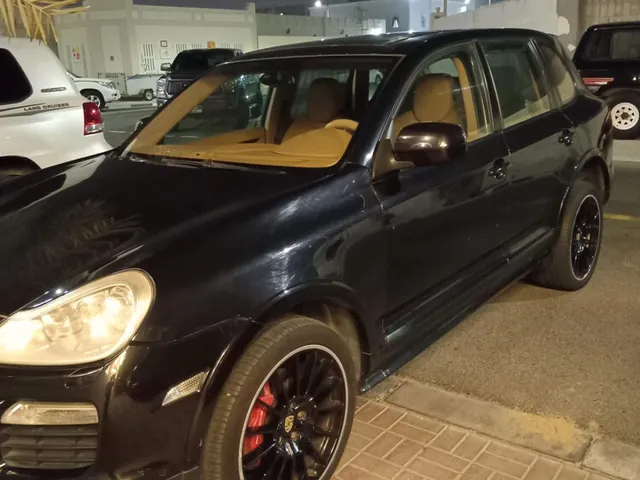 Photo of 2009 Porsche Cayenne Magnum
