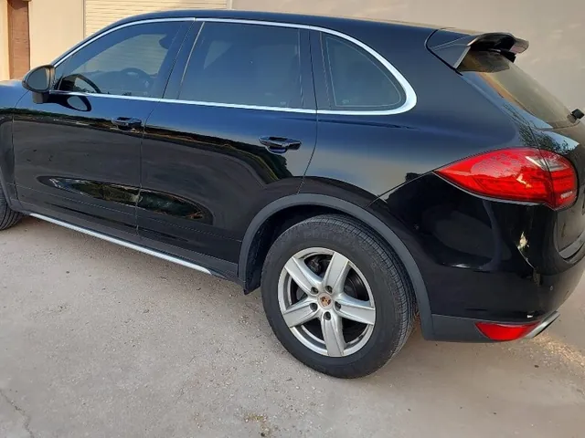 Photo of 2013 Porsche Cayenne S