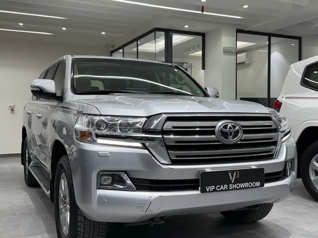 Photo of 2020 Toyota Land Cruiser GXR